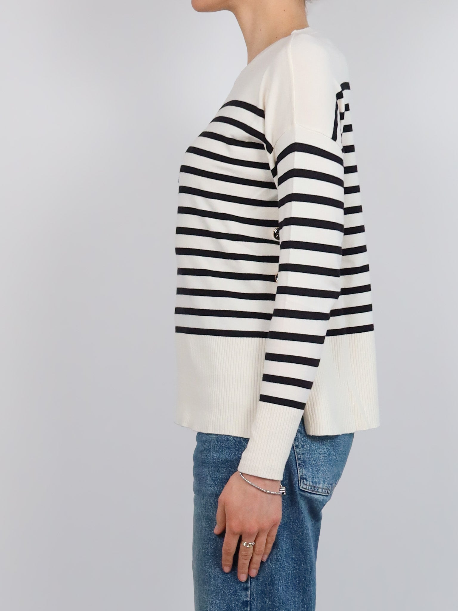 PULLOVER STRIPED