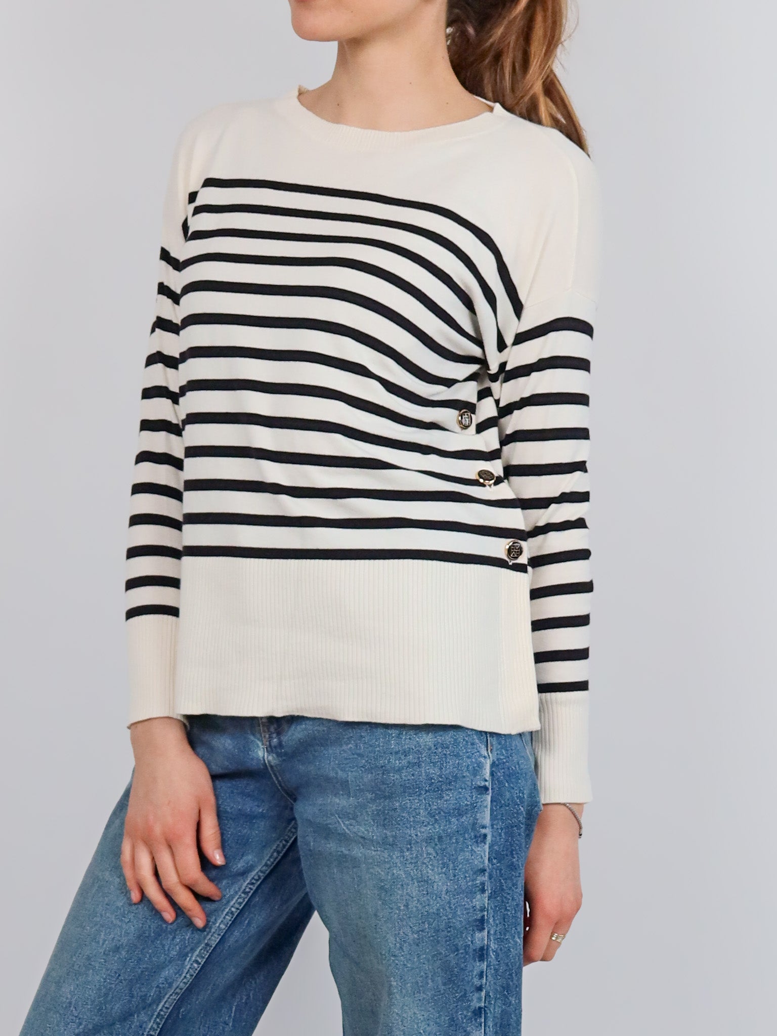 PULLOVER STRIPED