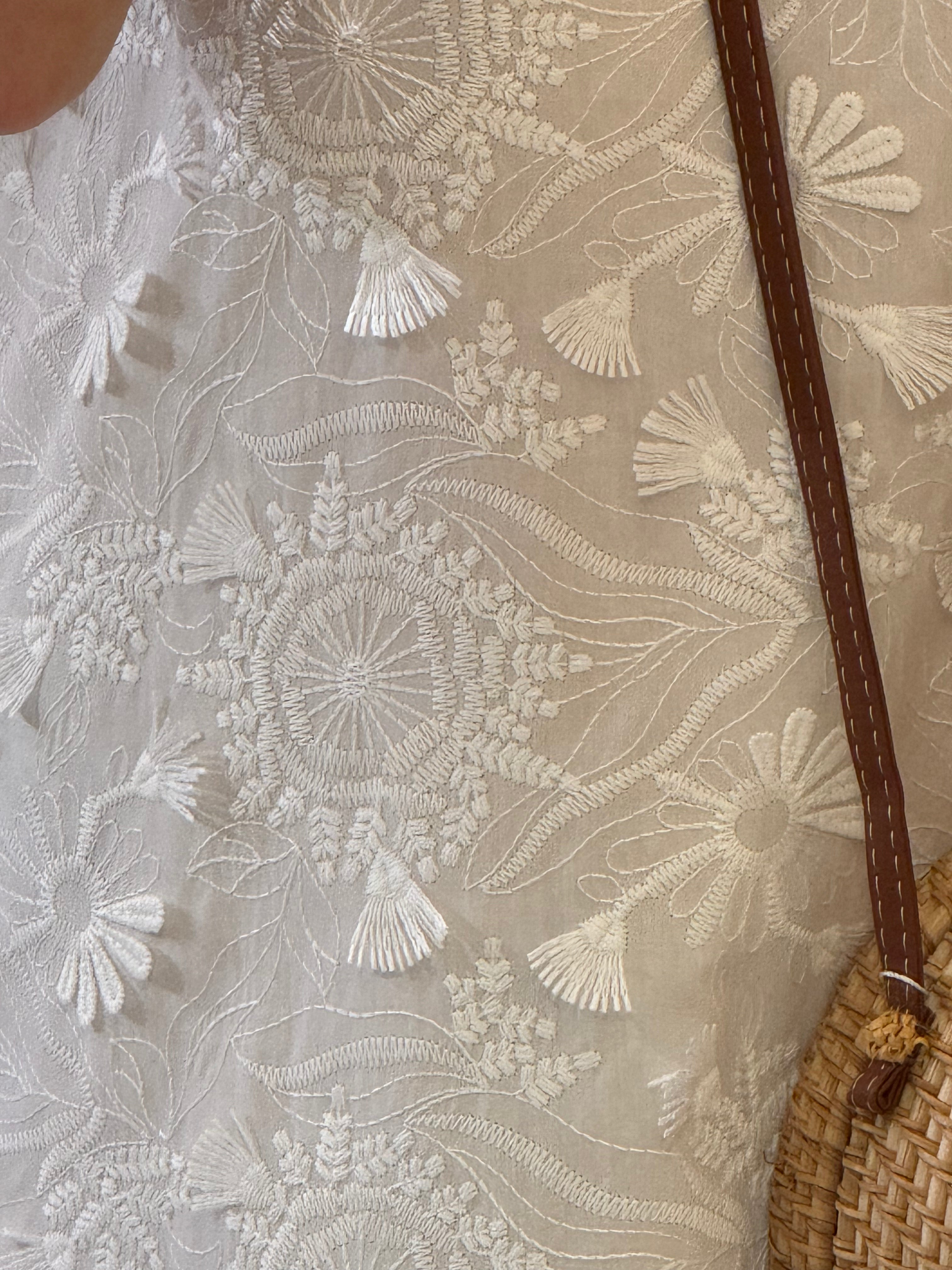 elegantes Damenkleid ohne Ärmel mit aufgenähtem Muster – 100 % Baumwolle