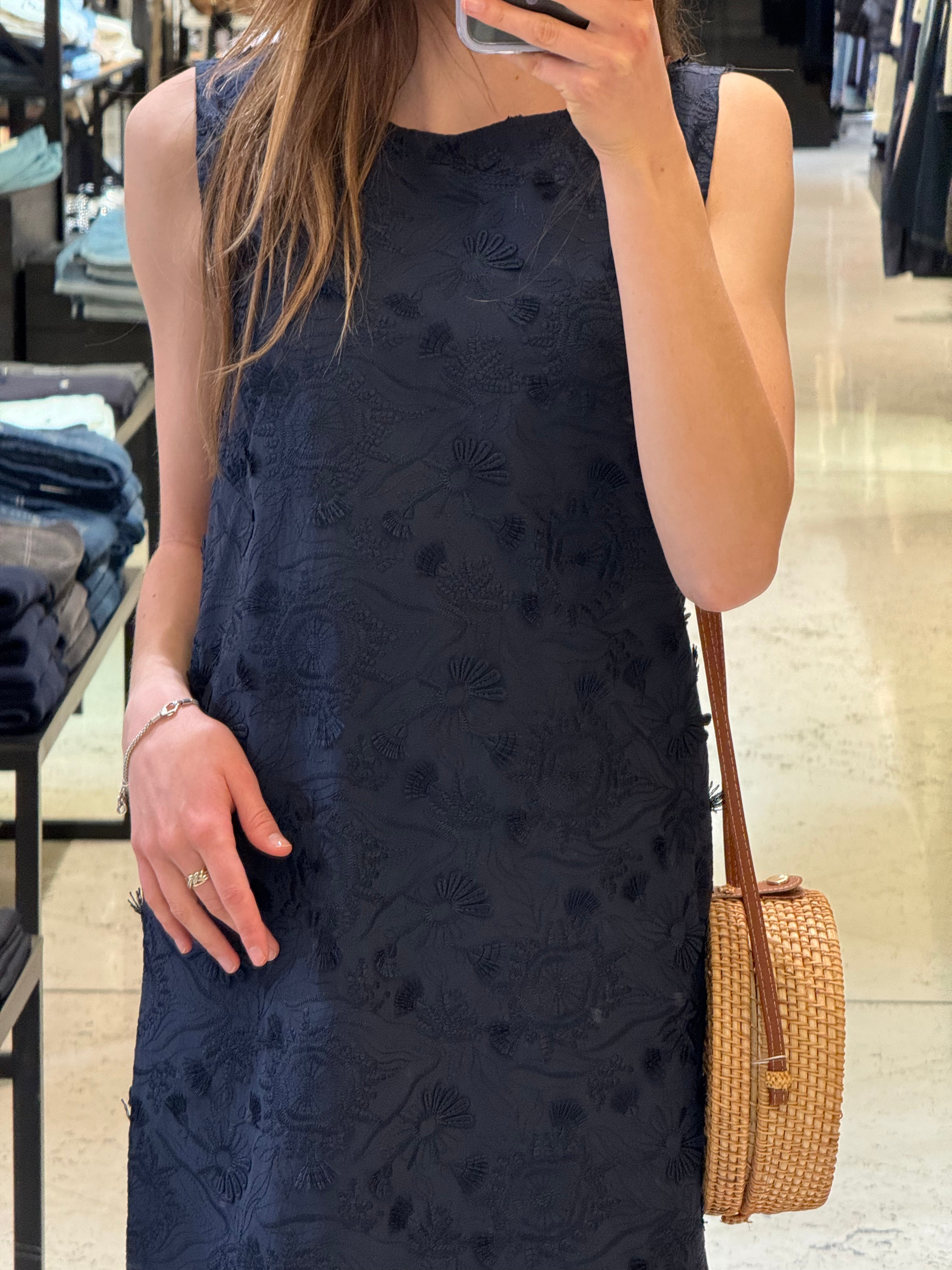 elegantes Damenkleid ohne Ärmel mit aufgenähtem Muster – 100 % Baumwolle