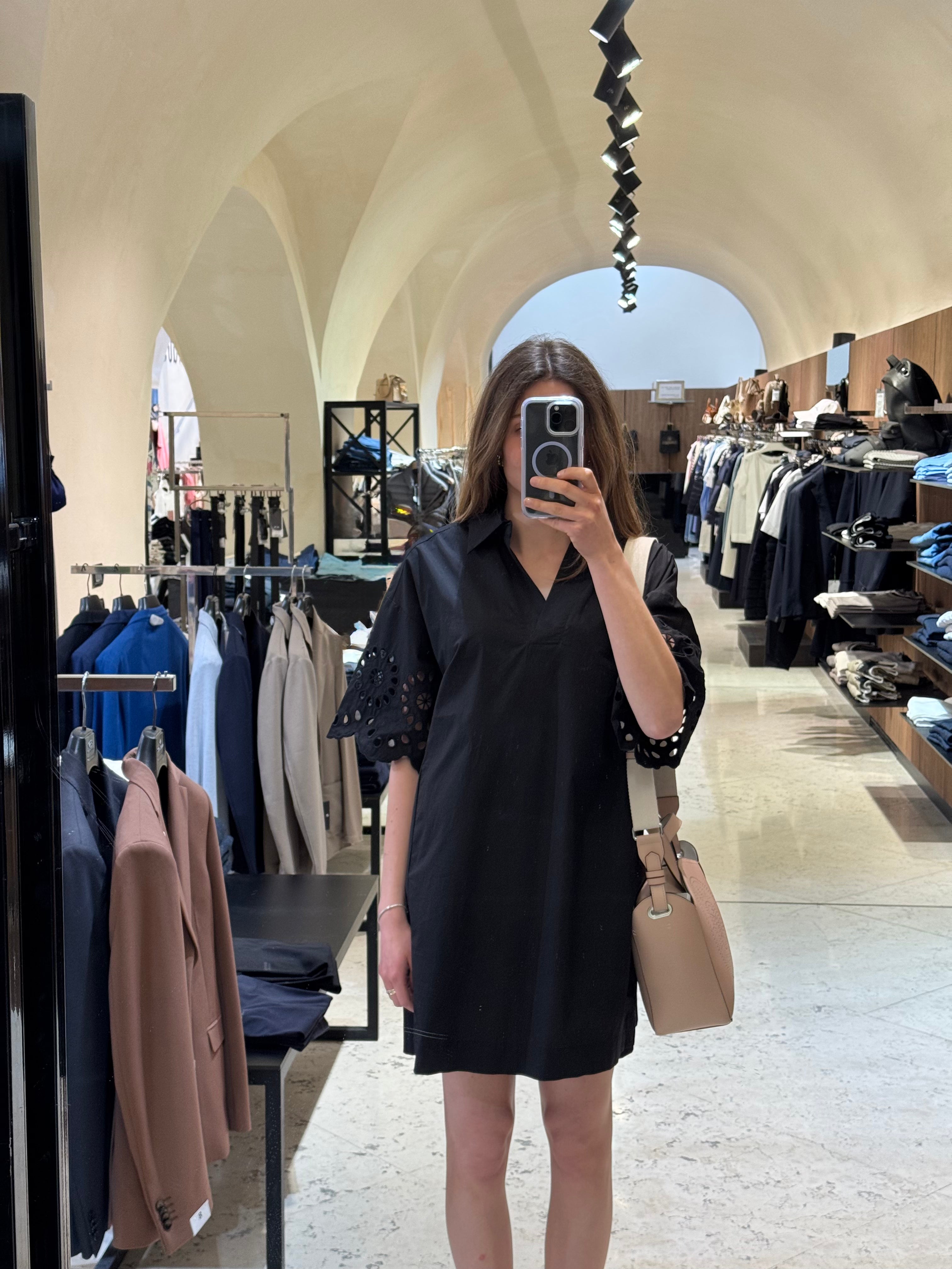 Kurzes Hemdblusenkleid mit Spitzenärmeln – V-Ausschnitt, 100 % Baumwolle