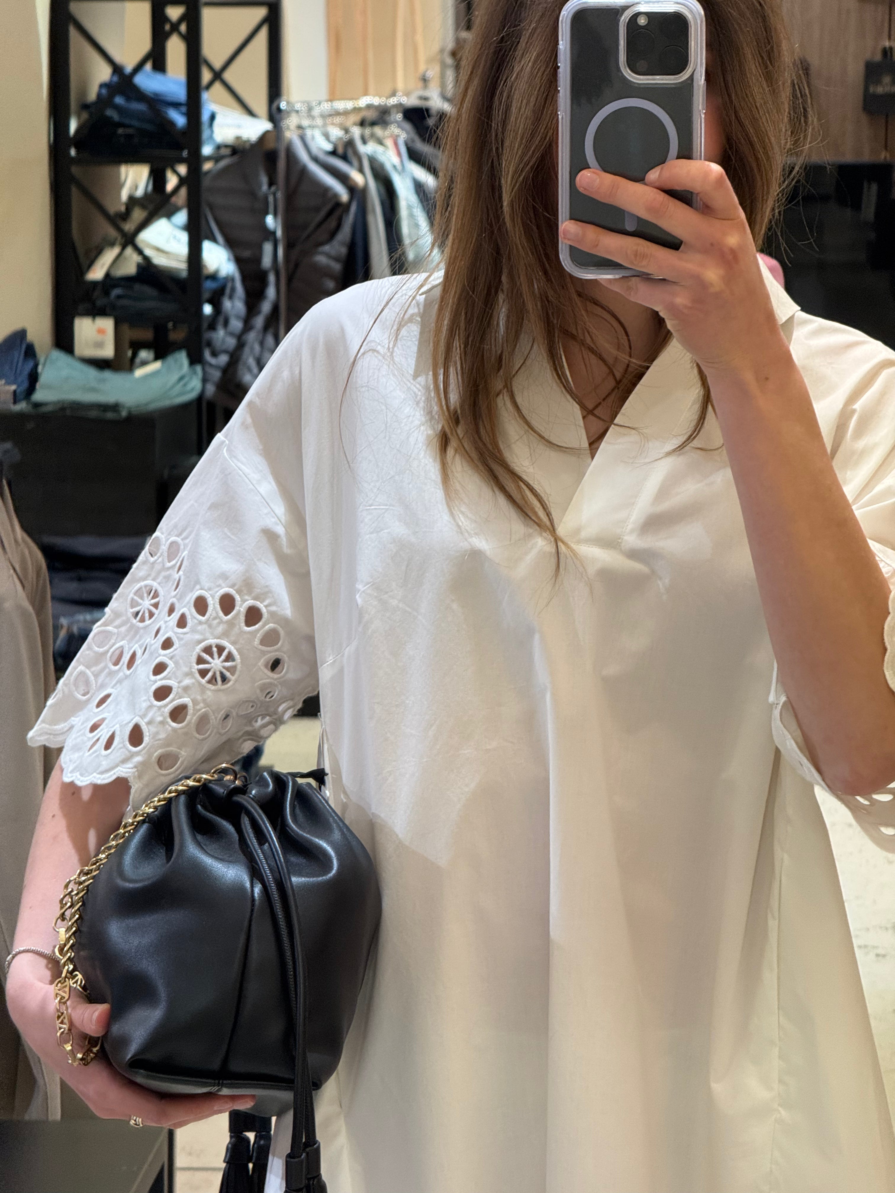 Kurzes Hemdblusenkleid mit Spitzenärmeln – V-Ausschnitt, 100 % Baumwolle