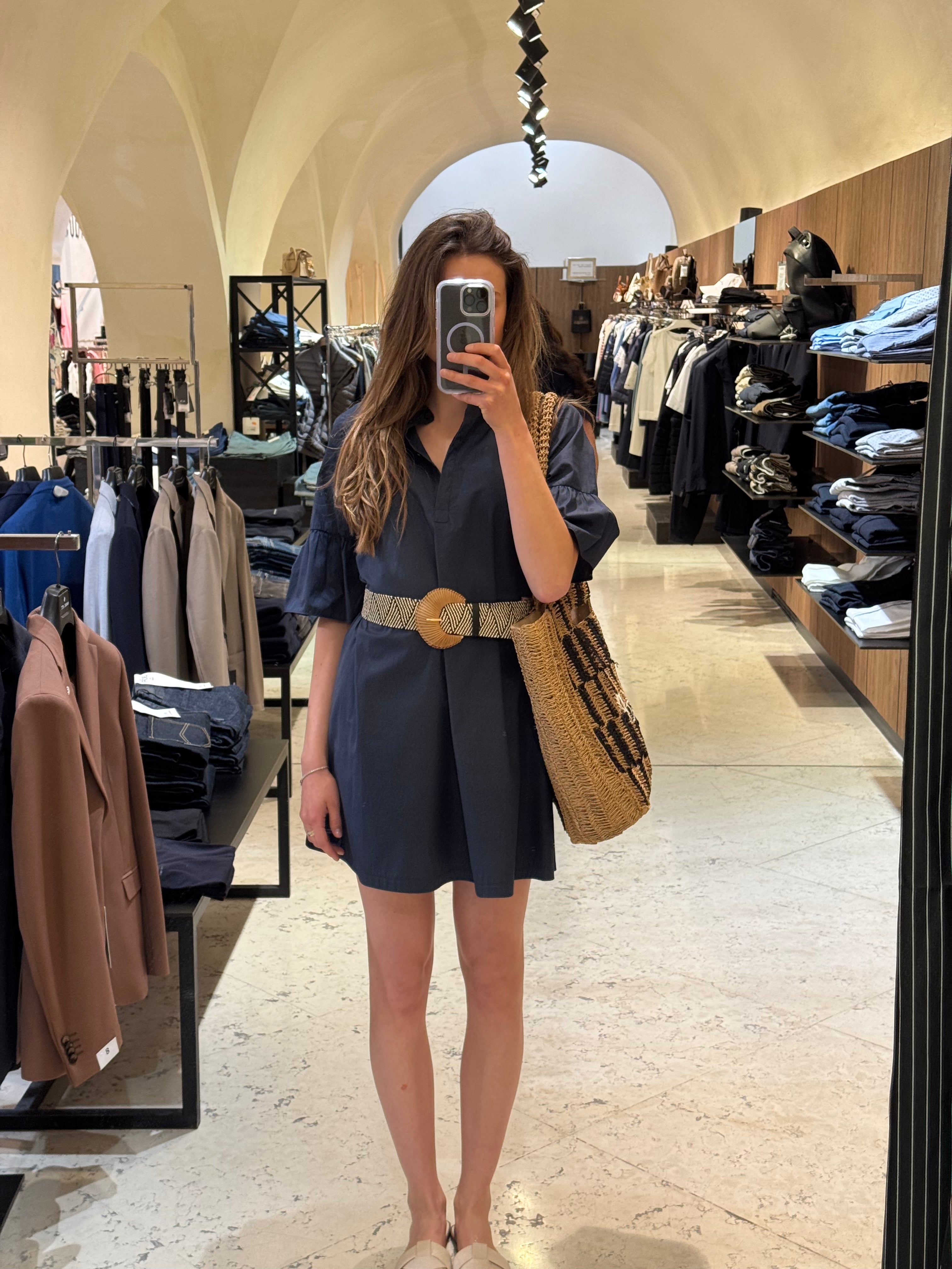 Kurzes Hemdblusenkleid mit Volantärmeln – 100 % Baumwolle